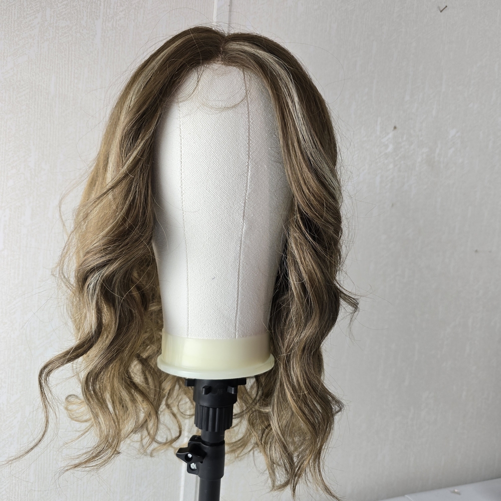 Chelsey Smith Crowns Carry (Heavy Highlights)  (Modified) - Picture 3 of 14